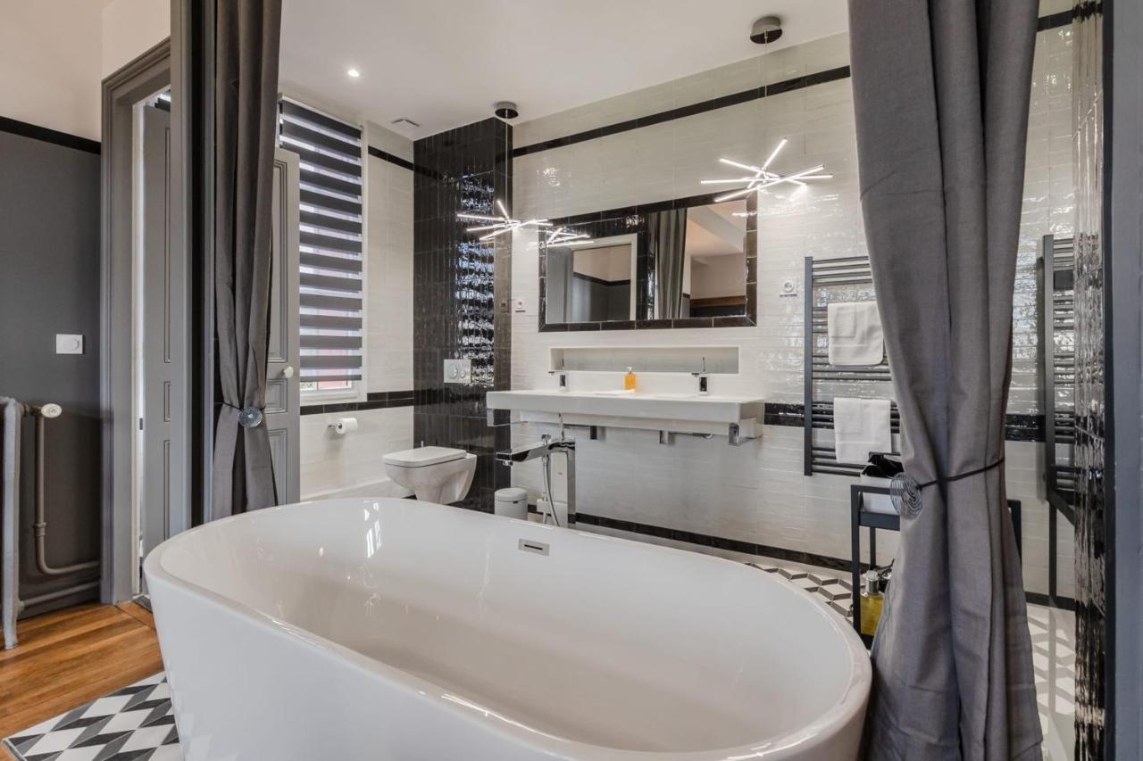 Willa Le Manoir Des Embruns 14P - Location N1- Terrace- Public Parking 2 Min Honfleur Zewnętrze zdjęcie